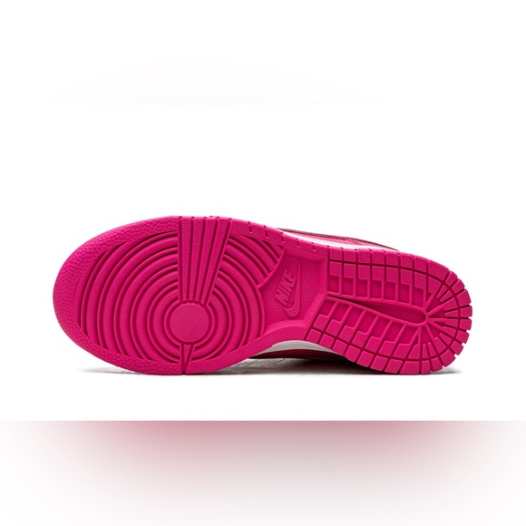 Women’s Nike Dunk Low Hyper Hot Pink - Picture 4 of 4